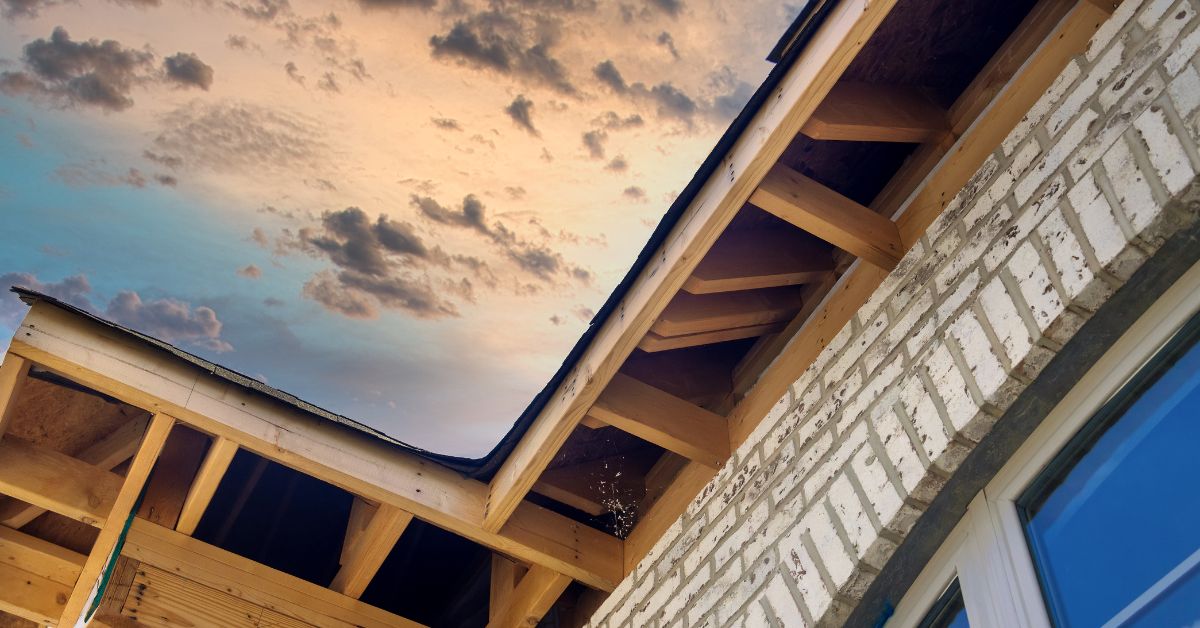 5 Signs It’s Time to Replace Your Soffit and Fascia